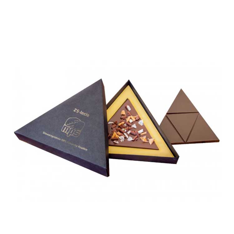 confezione regalo di cioccolato triangolare